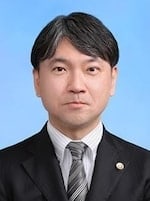 "上林 佑"