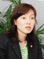 "東谷 良子"