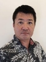 "與那嶺 敏"
