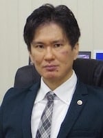 "吉野 剛成"