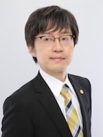 "林 祐介"