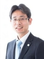 "山本 聡"