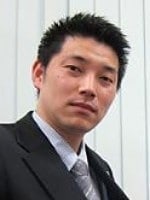 "清水 広有"