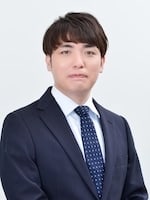 "新町 佳史"