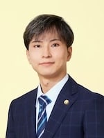 "小坂 彬"