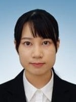 "村重 玲穂"
