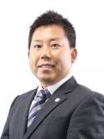 "堤 信一郎"