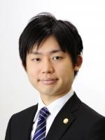 "鈴木 智也"
