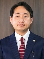 "代次 徹也"