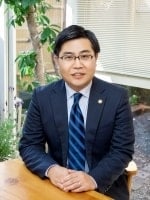 "林 英敏"