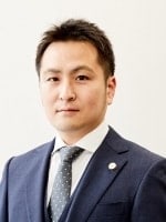 "細越 善斉"