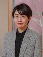 "吉田 明恵"