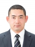 "林 佳宏"