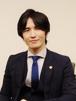 "掛川 征展"